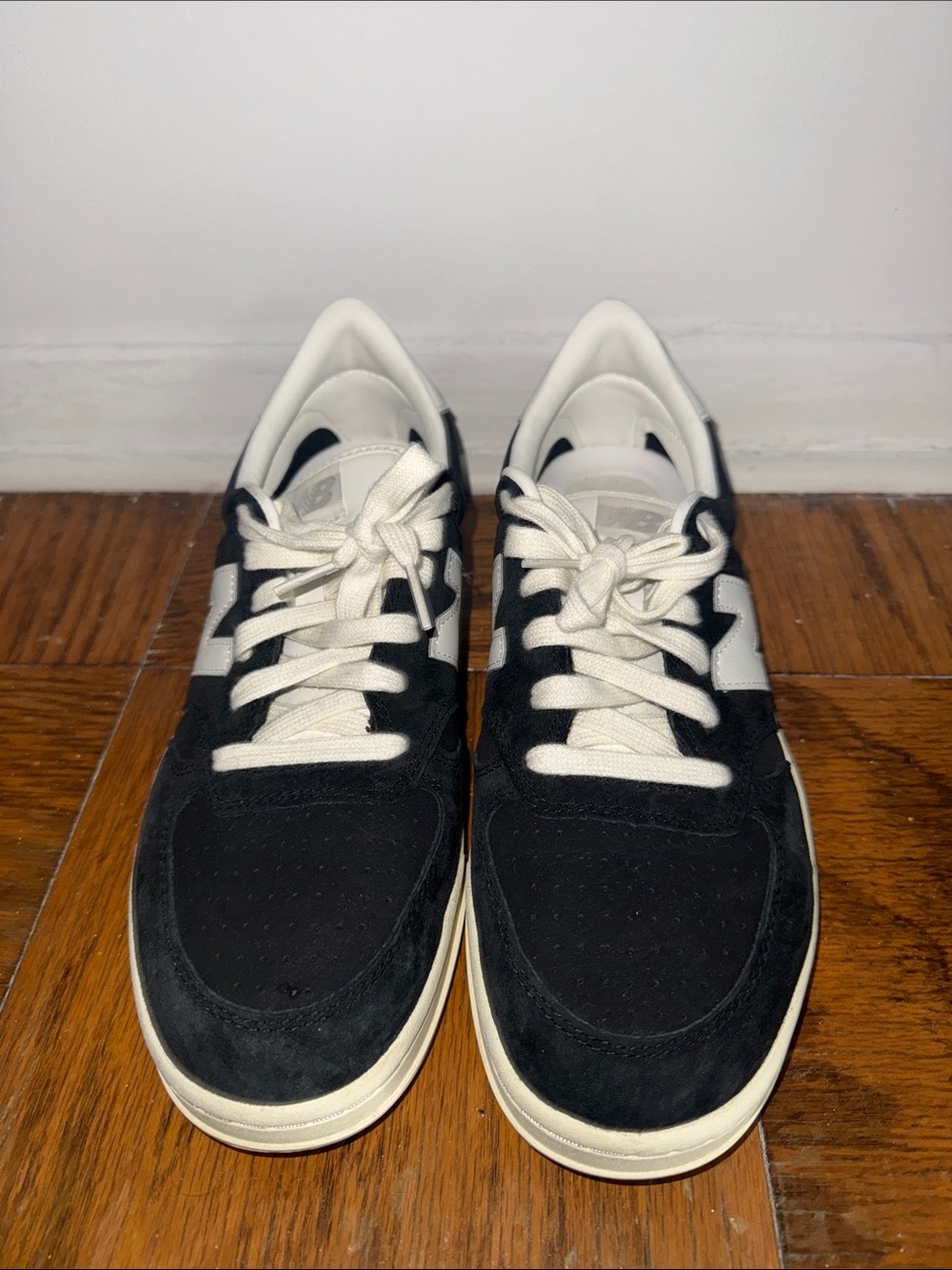 New Balance T500 - lightly warn - size 10